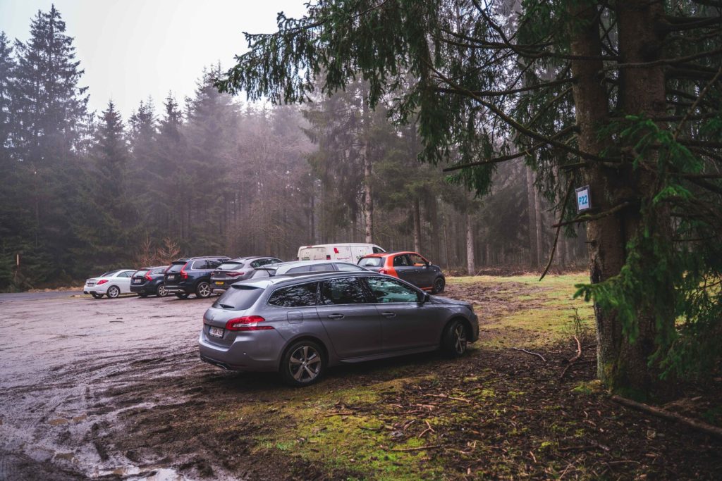 Carrefour du Sapin-Fi (Parking) in Saint-Hubert