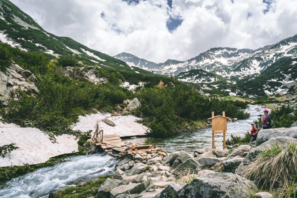 Almost broken bridge over the Bunderitsa river