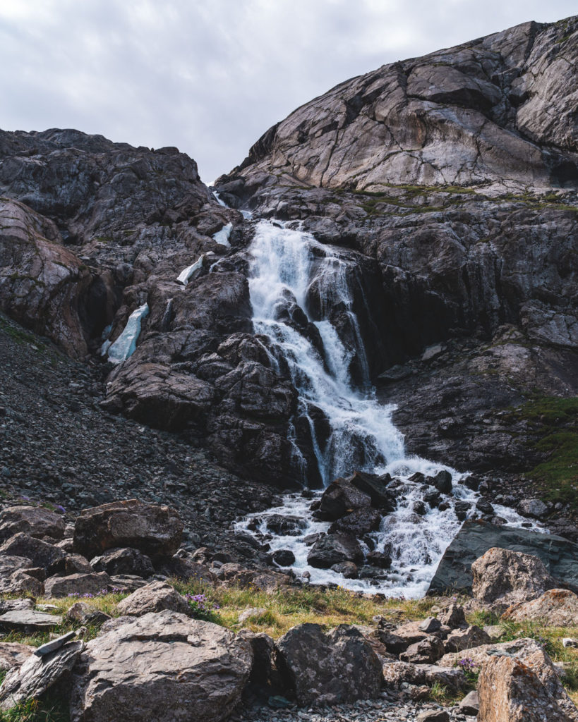 Waterfall just before reaching the Ala-Kul lake